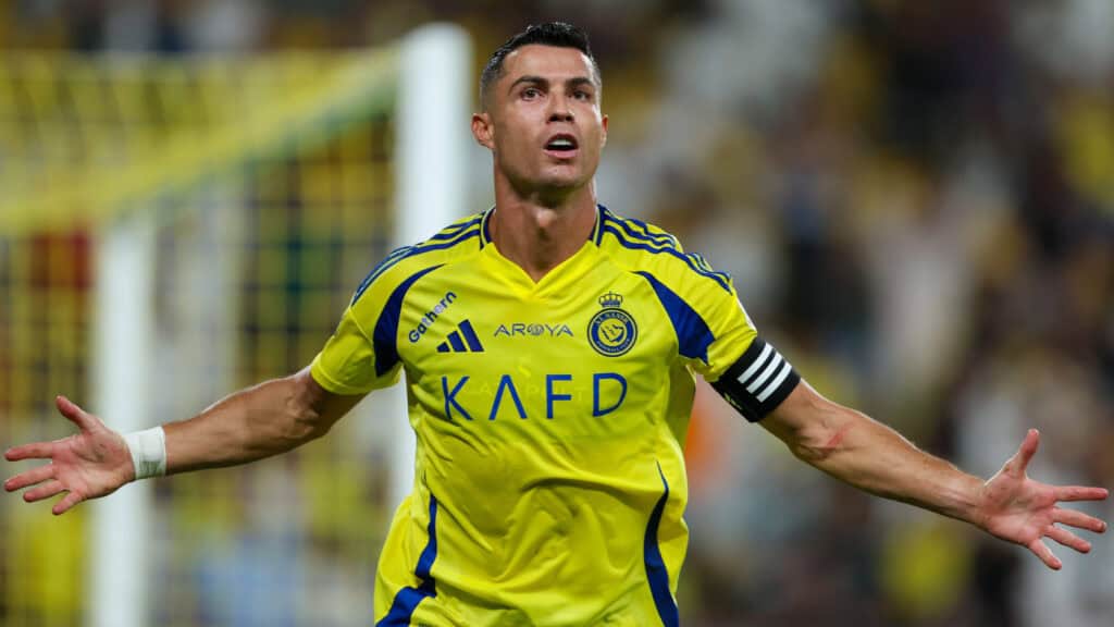 Cristiano Ronaldo: rekordları adi hala çevirən, illərlə elit qalan superulduz