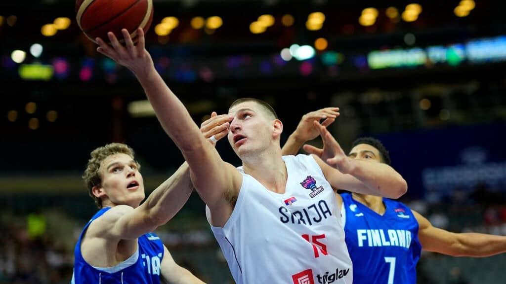 Nikola Jokić: oyunu düşüncə ilə idarə edən basketbol dahisi