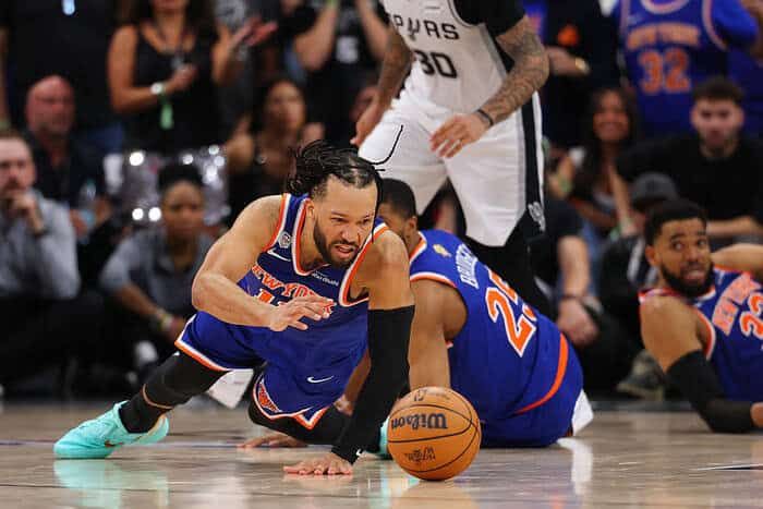 Nyu-York çempion oldu: “Knicks” final seriyasını inamlı qələbə ilə başa vurdu