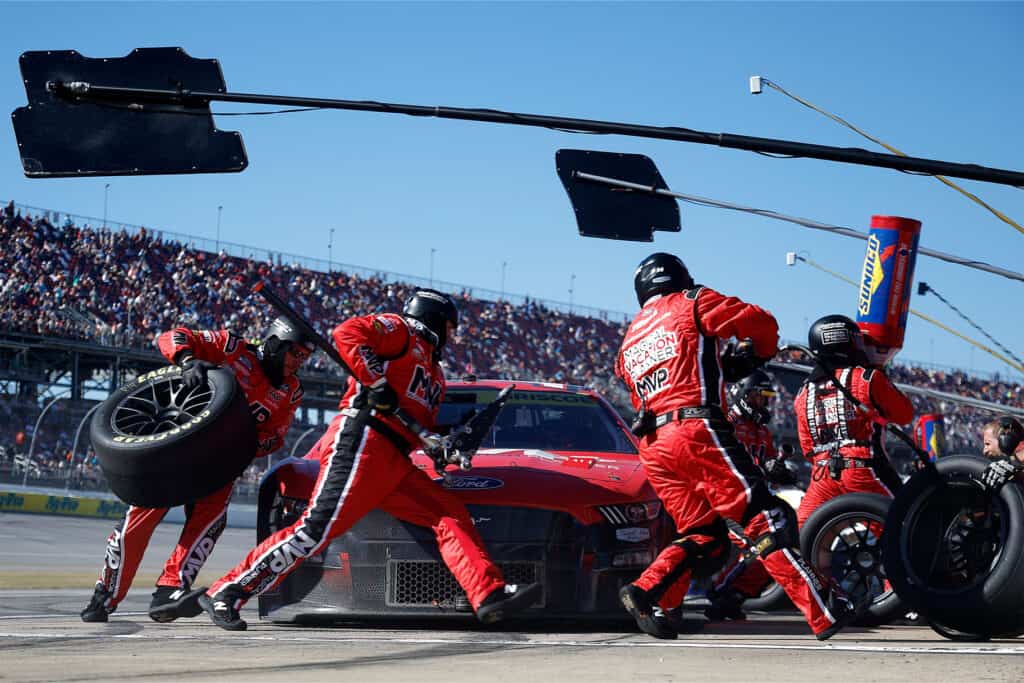 Pit-stop fərqi: Formula 1, NASCAR, IndyCar, WEC və MotoGP-də dayanacaqlar necə işləyir?